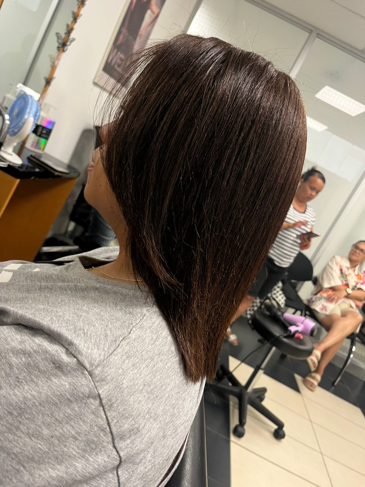 CHALES Hair
